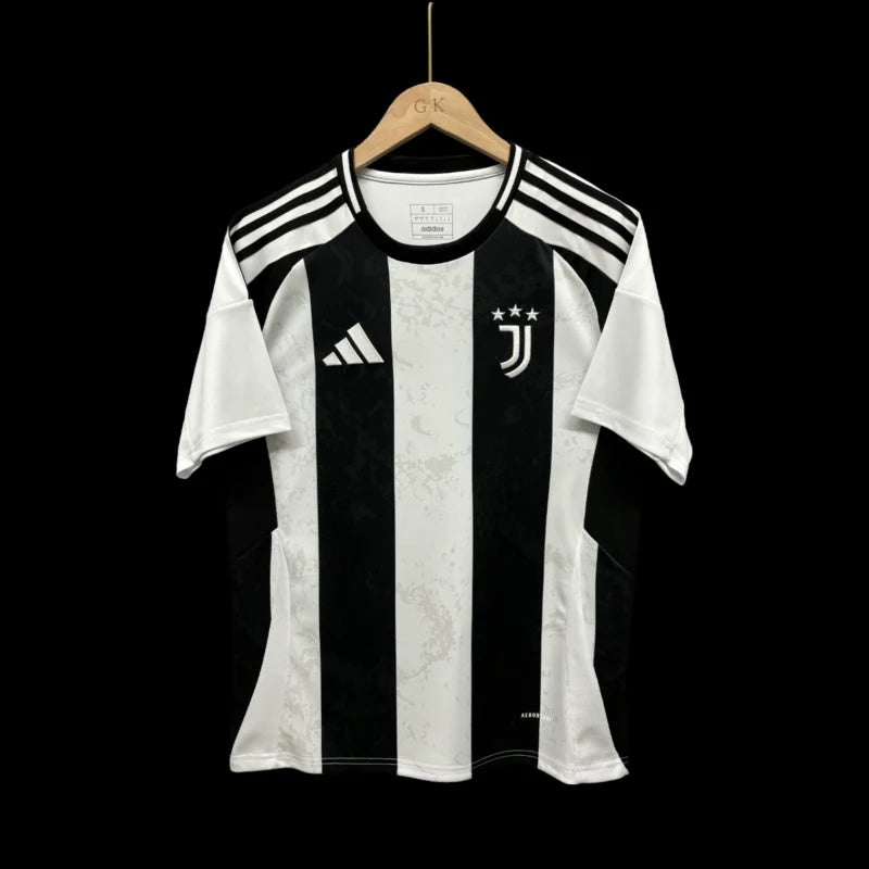 Camiseta local de la Juventus 24/25