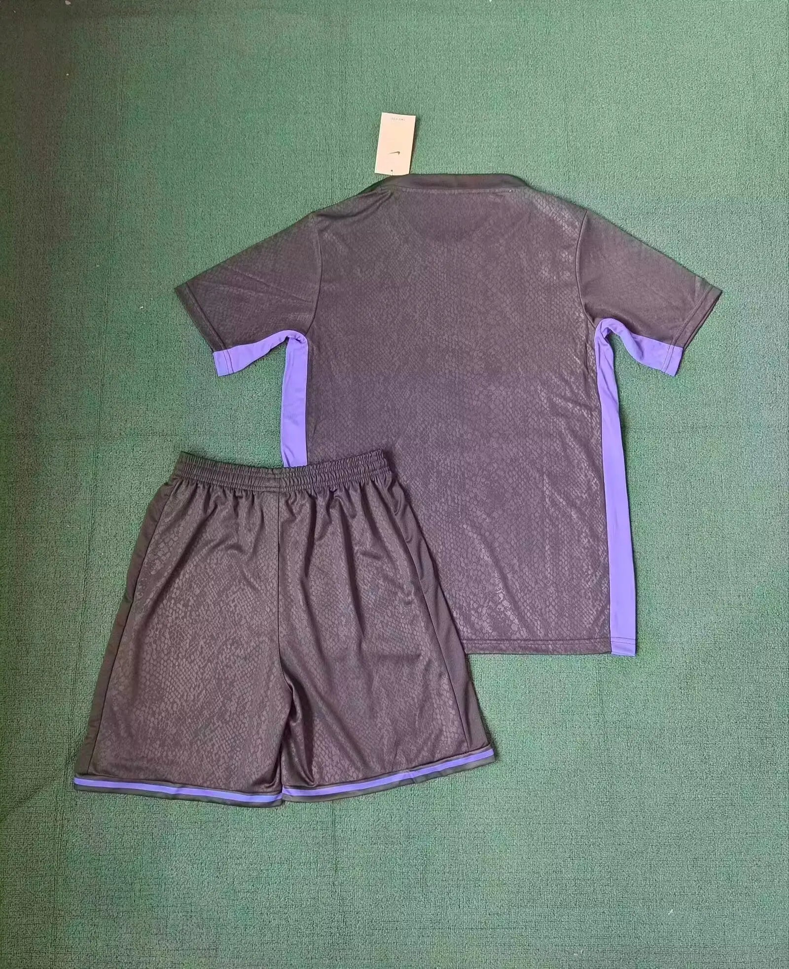 Ensemble Barcelone 2026 pré match bleu-noir KITGOAL
