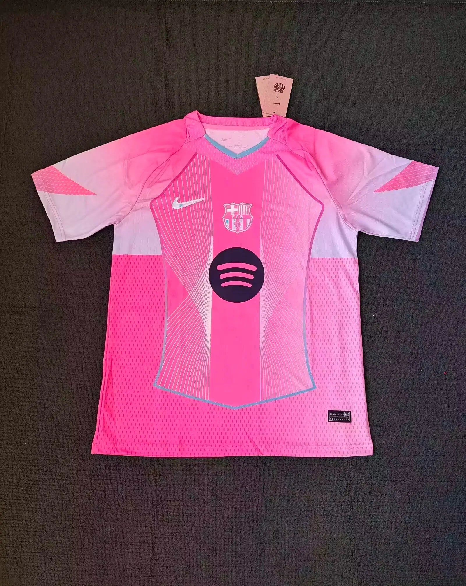 Ensemble Barcelone 2026 concept rose KITGOAL